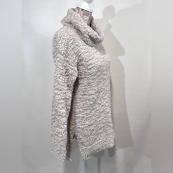 PINK ROSE Beige boucle cowl neck sweater size L. - Picture 7 of 13